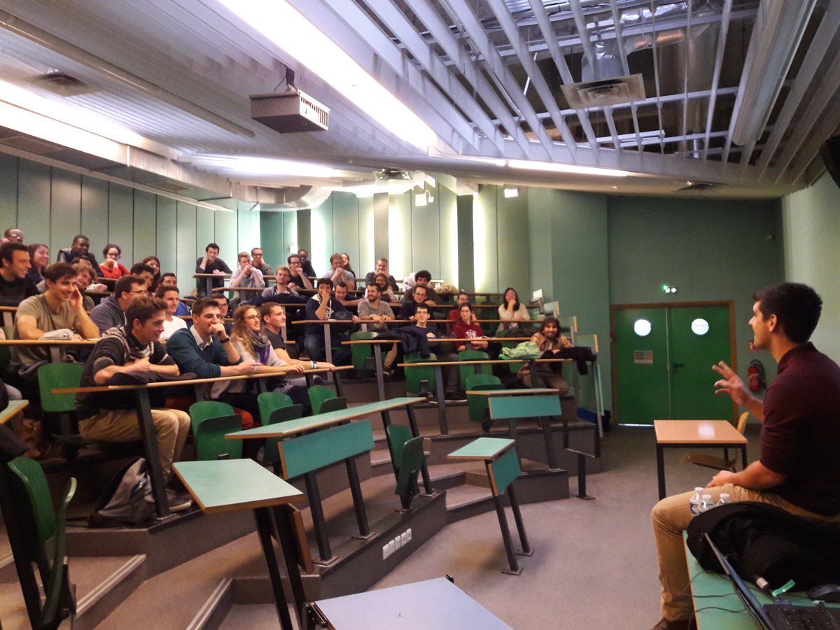 Aujourd'hui, <a href="/Alexboulme/">Alexandre Boulmé</a> présente son entreprise et le projet @Gong_Appli  aux #étudiants de <a href="/CentraleLyon/">Centrale Lyon</a> à l'occasion d'une demie-journée dédiée à l'entrepreneuriat et l'esprit d'entreprendre.
#etudiantentrepreneur #enseignementsup