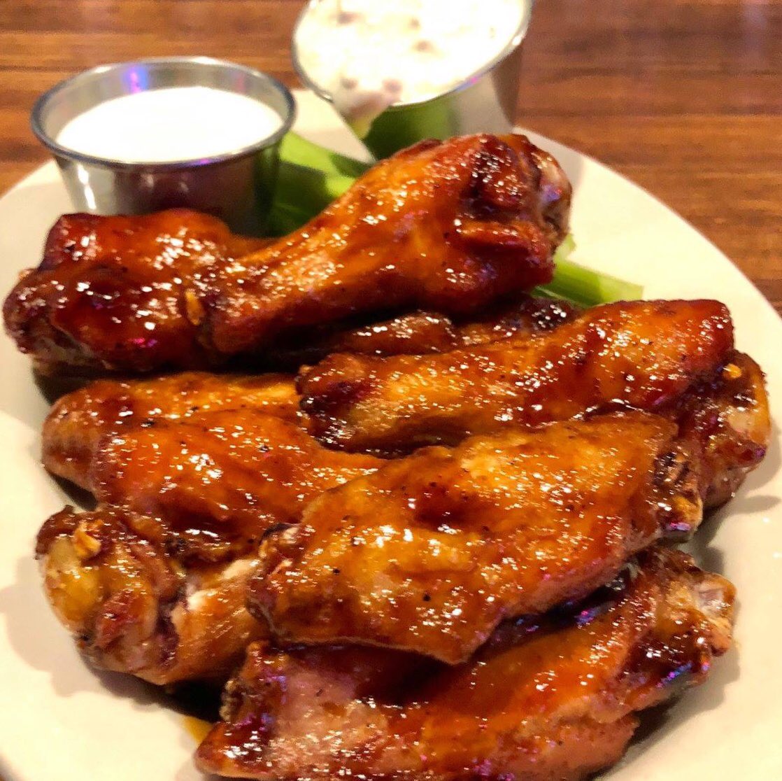 Join us Saturday night for a live performance from Matthew Griswold, best enjoyed with our Saturday special, a pound of wings and a tap beer for $8.