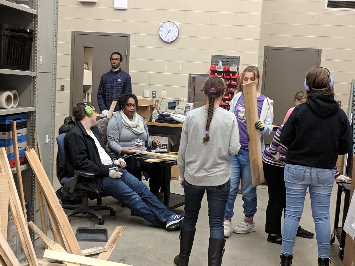 BSoggs's tweet photo. TCT students working hard today breaking down pallets at TRC to use for holiday projects. #OneTROY https://t.co/tvuBu9ZDhy
