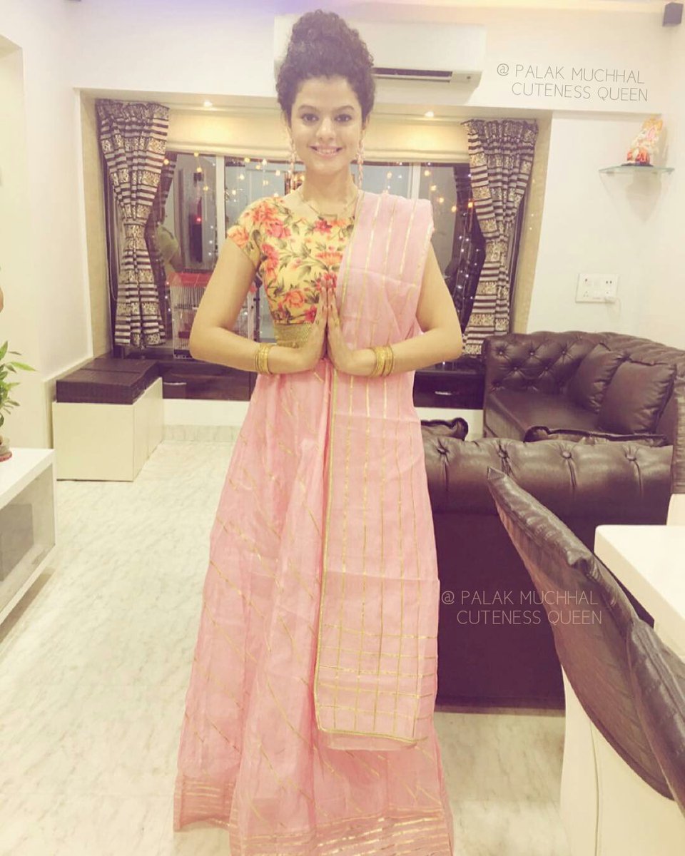 Palakm_CutenessQueen (@palakmuchhal3fc) on Twitter photo Wishing you a happy Diwali glowing with the peace, joy and prosperity🙏
#khushiwaalidiwali
<a href="/palakmuchhal3/">Palak Muchhal</a> Wishing you a happy Diwali glowing with the peace, joy and prosperity🙏
#khushiwaalidiwali
<a href="/palakmuchhal3/">Palak Muchhal</a>