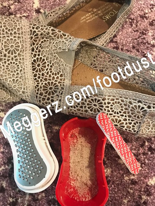 Only a real loser would bid on this. #FootFetish #Feet #FootDust #FootSlave https://t.co/PE1n6GHxG6 https://t<a href="/tag/footfetish"class="tags">#FootFetish</a><a href="/tag/feet"class="tags"><span>#feet</span></a><a href="/tag/footslave"class="tags"><span>#footslave</span></a><a href="/tag/footdust"class="tags"><span>#footdust</span></a>