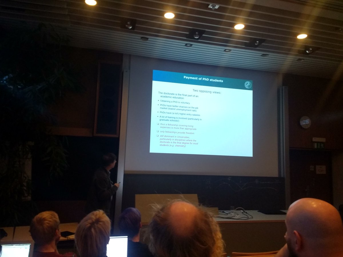 CelinaLove3's tweet image. "a system in which I was successful must be good.." interesting lecture on the Past and Future of PhDs from Reinhard Kahn at #phdnet general assembly in Tübingen @maxplanckphdnet #maxplank #phdlife #science