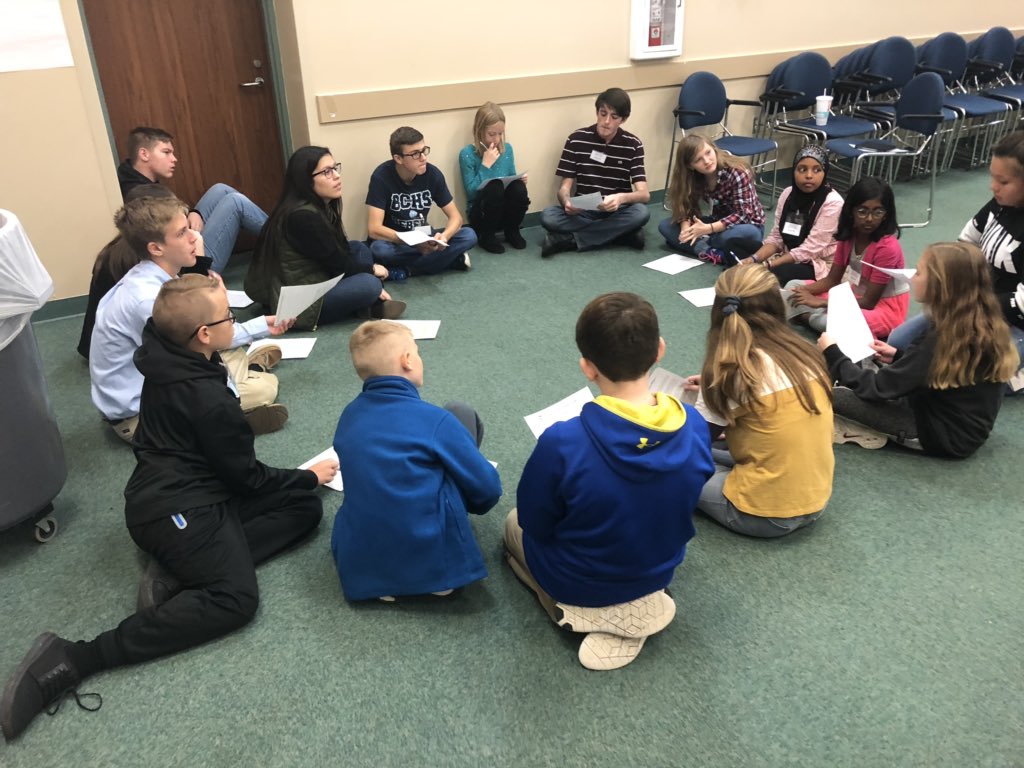 dr_poe's tweet image. Awesome @BCStudentAdv sharping their leadership skills- the 10c’s in action #boone2020 @Boone_County Schools @EdLeader21