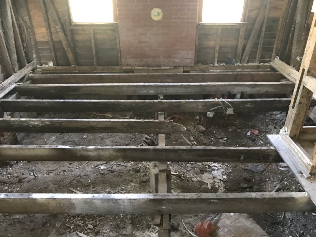 TheRealMrDewey's tweet photo. @GraceEagles #EaglesServeNC Class of 2020 tearing out flooring damaged by flooding from Florence. https://t.co/Mymc8Dt8o8