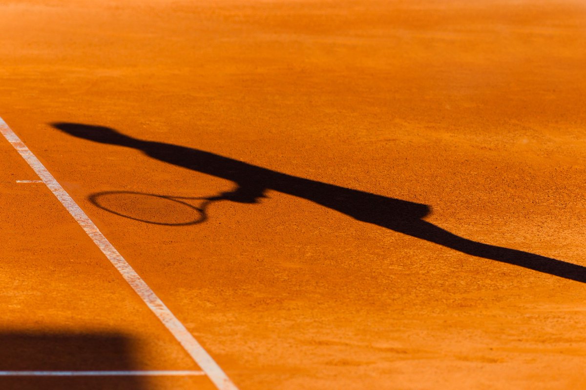 EOBiarritz's tweet photo. Cette terre-battue est tout simplement magnifique 😍
© Richard Lajusticia
@ENGIEgroup @FFTennis @LnaTennis @TennisAuFeminin @Ville2Biarritz @NvelleAquitaine @comite64tennis @lamarque64 @sudouest @Bleu_Basque
#EOB18 #Biarritz https://t.co/Q43DnP0nlx
