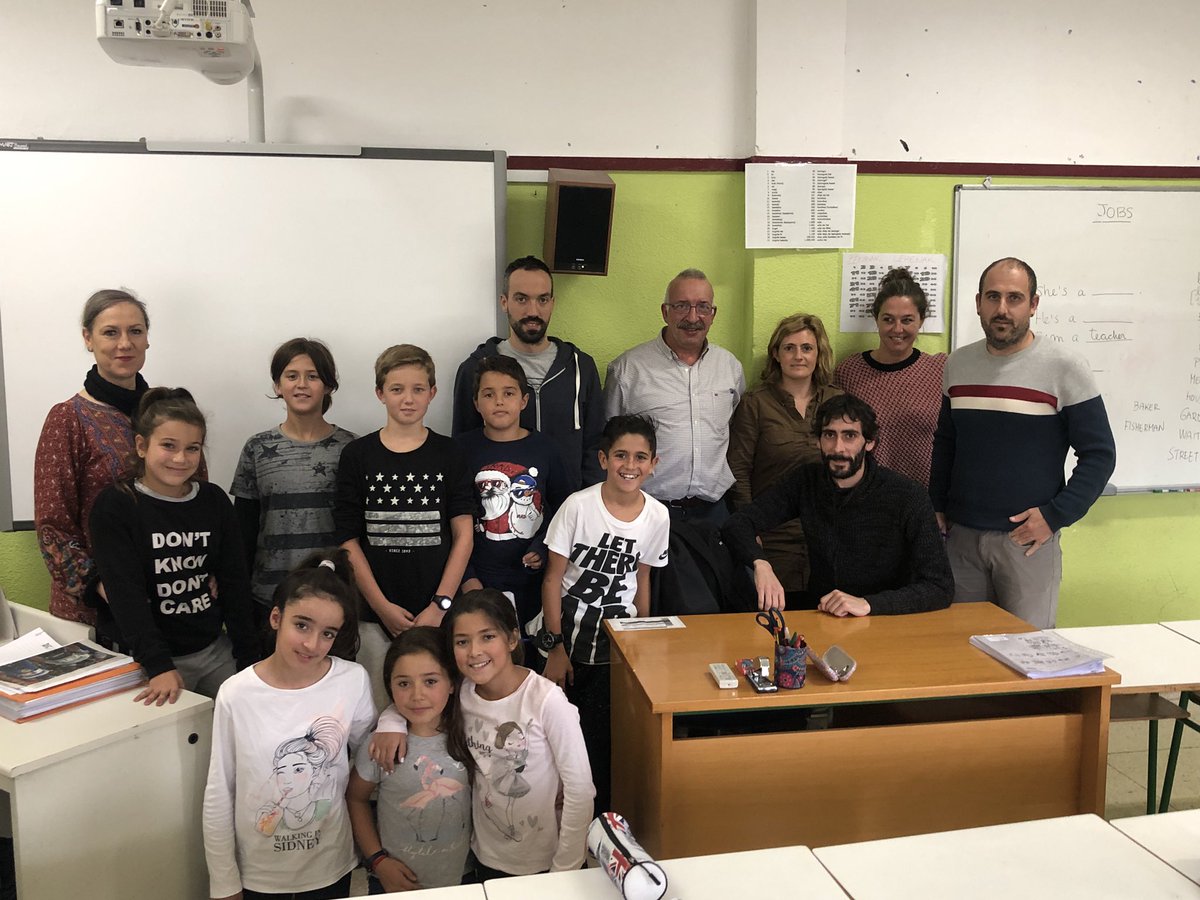 ekoonenergia's tweet photo. Gaur #50_50proiektua abiarazten dugu Pasaiako Karmengo Ama herrieskolan eta Errenteriako Cristóbal Gamón Herri eskolan. @ekoon_-etik #Ecooolocal proiektua hedatzen jarraitzen dugu Euskal Herrian @Oarsoaldea @errenteriaudala @pasaiakoudala #RedEcooolocal  #TransiciónEnergética https://t.co/xcNguHlELu
