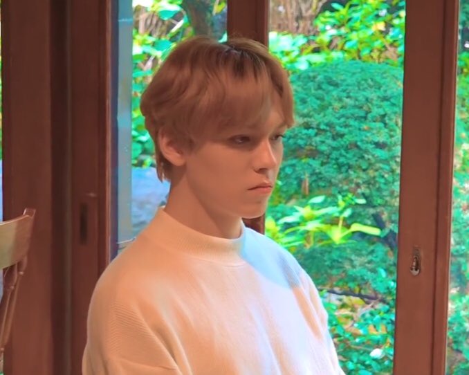 vernon low quality tweet media