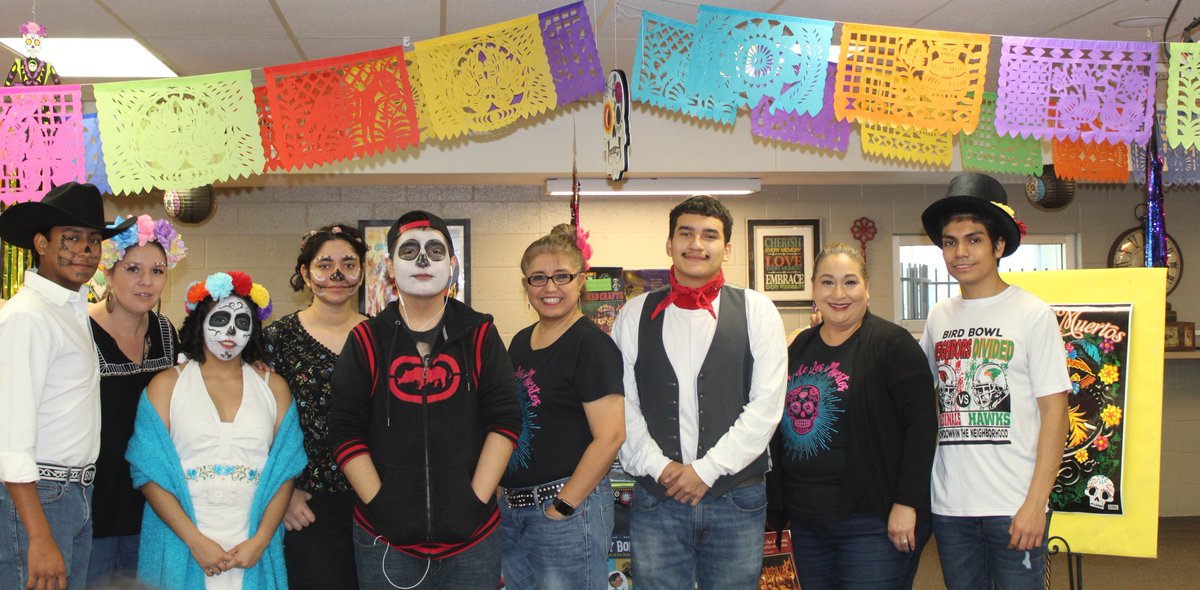 <a href="/HarlingenStuCo/">HHS Student Council</a> <a href="/HHSILC/">HHSILC</a> @HCISDLibraries <a href="/HarlingenCISD/">HCISD</a> <a href="/HarlingenHS/">HHS Cardinals</a> <a href="/RGVLibrarySquad/">RGV Library Squad</a>  Thanks to Mrs. Trevino's students for collaborating with the HHS ILC. We are so proud of the amazing work being done by our students.  #staffhhs19 #HCISDProud #diadelosmuertos #ILCuattheLibrary