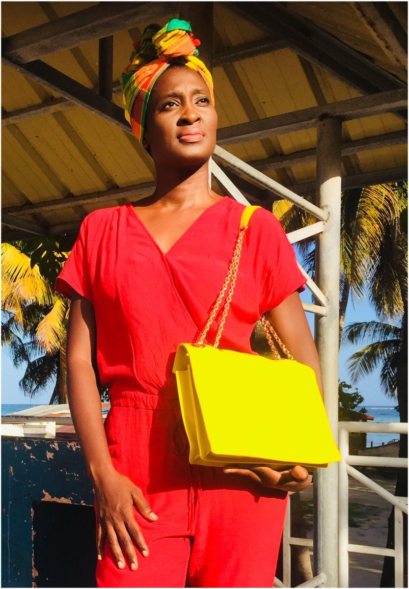 emie_paris's tweet photo. Finitions,détails: passer des prototypes aux produits finis #Work  #Maroquinerie #Bag #Cuir #Madras #Leather #Handmade #MadeinFrance #FabriqueEnFrance #Guadeloupe #Martinique #Guyane #outremer #Inde #India #Paris #Fashion #Mode #Paris #Voyage #Travel #Frenchdesigners #creation https://t.co/vWozKIt9G6