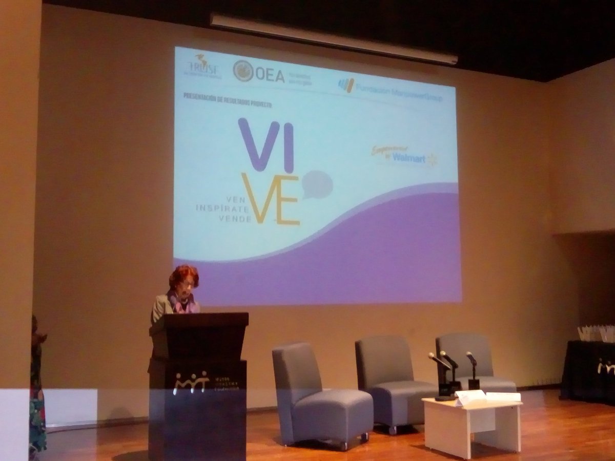 ProyectoVIVEmx's tweet photo. "Al darle capacitación a las mujeres, (a través de #ProyectoVIVE) les dan la oportunidad de participar en la comunidad en donde viven, en la toma de decisiones y en el mejoramiento de sus familias" Carmen Moreno,#CIM @CIMOEA https://t.co/SWp1lw8bTq