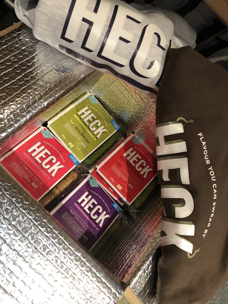 OnFire_Social's tweet image. We always come back to the office with a big box of goodies after meetings with @HeckFood! 🥰 #clientperks