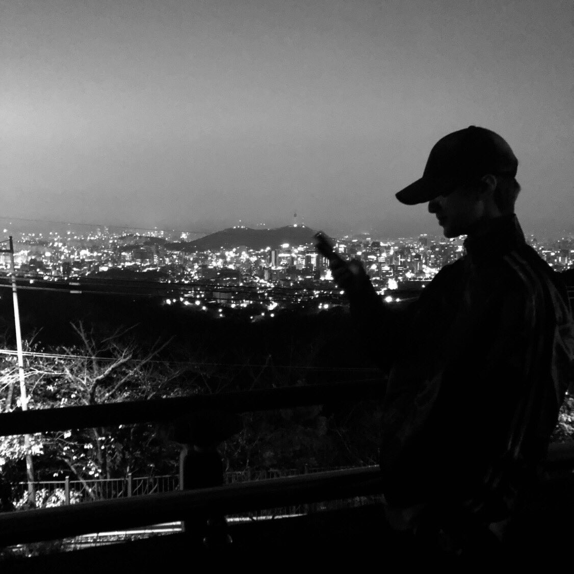 ItaliaLucente's tweet photo. ✨UPDATE ✨
[07112018]
Aggiornamento Twitter di Z.Hoo 💕

"#마지막밤🌕"
(#ultimanotte) 

#LUCENTE #루첸트 #zhoo https://t.co/SrvtKpusPl