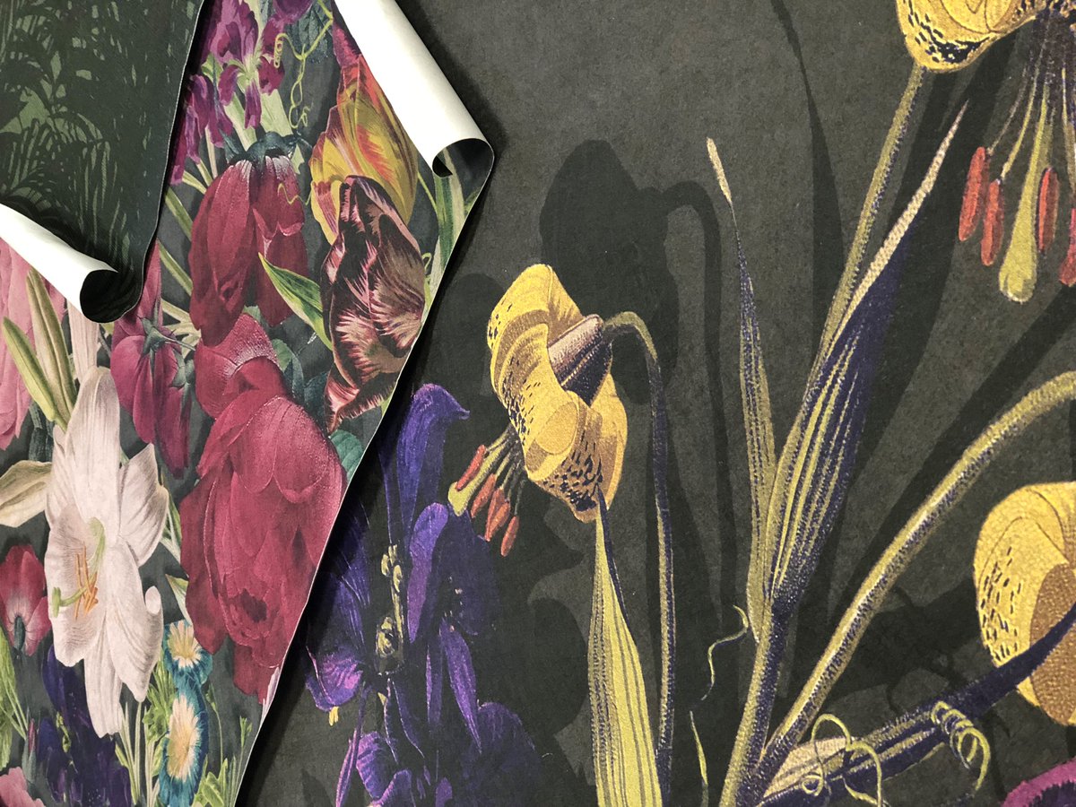 dgoffice's tweet photo. Thank-you Neil from @NWallcoverings for popping by last week with a selection of impressive wall coverings. #dgoi #wallcoverings #digitalwall #interior #interiordesign #dramaticwalls #statementwalls #cardiff #interiors #designhouse https://t.co/RYUpskSSBU