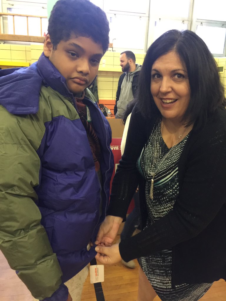 District1NYC's tweet photo. So proud of @NYCSchoolsD1 @FDRPSMS34 for partnering up with @OperationWarm @HollisterCo. ALL students received a FREE coat! Thank you @OperationWarm for giving back to the community. #morethanacoat #d1pride https://t.co/Ga0Dow64J9