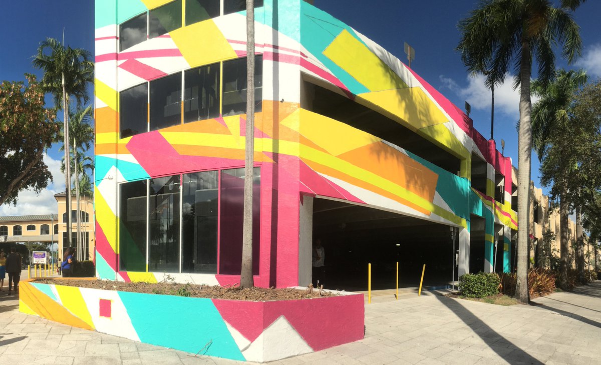 BrowardArts's tweet photo. Celebrating the completion of @ddaftl 's @riverwalkae Garage Art Mural by international artist #ArlinGraff today. The project is a partnership between the @CFBroward, @browardcenter and @FTLCityNews, with support from the @MODSFL ,  @GoRiverwalk Fort Lauderdale, and @ddaft. https://t.co/OXZ1gsUz0g
