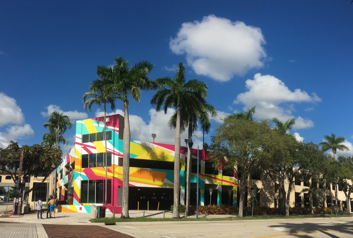 BrowardArts's tweet photo. Celebrating the completion of @ddaftl 's @riverwalkae Garage Art Mural by international artist #ArlinGraff today. The project is a partnership between the @CFBroward, @browardcenter and @FTLCityNews, with support from the @MODSFL ,  @GoRiverwalk Fort Lauderdale, and @ddaft. https://t.co/OXZ1gsUz0g