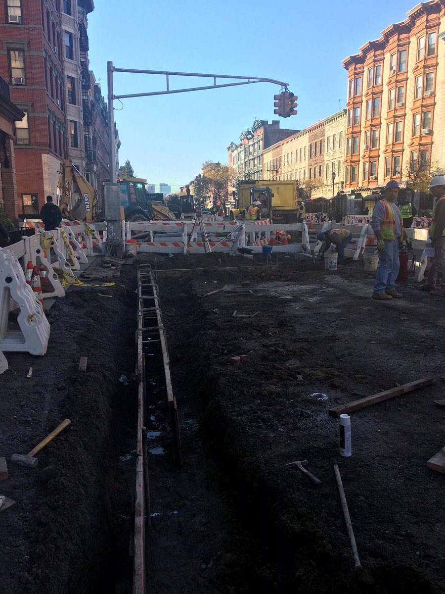 WashStProject's tweet image. Nov. 7 - Microgrid, signal foundations and curb work at 12th Street. Drainage from 11th to 12th Streets, with 12th closed from Bloomfield to Hudson. Signage from 5th to 11th Streets.