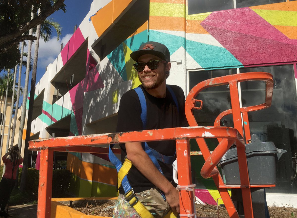 BrowardArts's tweet photo. Celebrating the completion of @ddaftl 's @riverwalkae Garage Art Mural by international artist #ArlinGraff today. The project is a partnership between the @CFBroward, @browardcenter and @FTLCityNews, with support from the @MODSFL ,  @GoRiverwalk Fort Lauderdale, and @ddaft. https://t.co/OXZ1gsUz0g