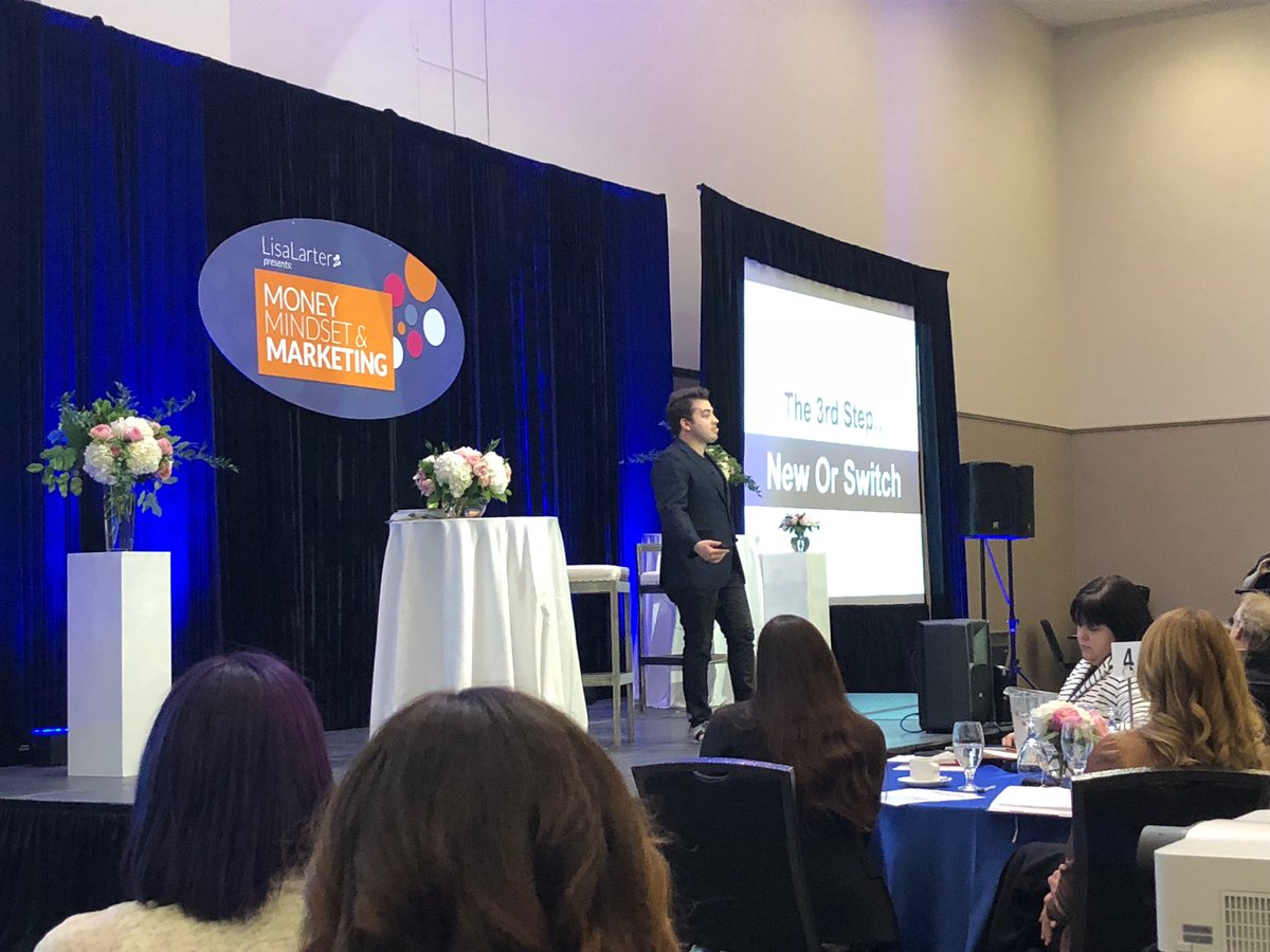 lori_wagner's tweet photo. How to sell anything to anyone through “story”, a thought provoking and inspiring message by ⁦@derekhalpern⁩ Thank you Derek! #mmmevent https://t.co/2T8Lgqn83A