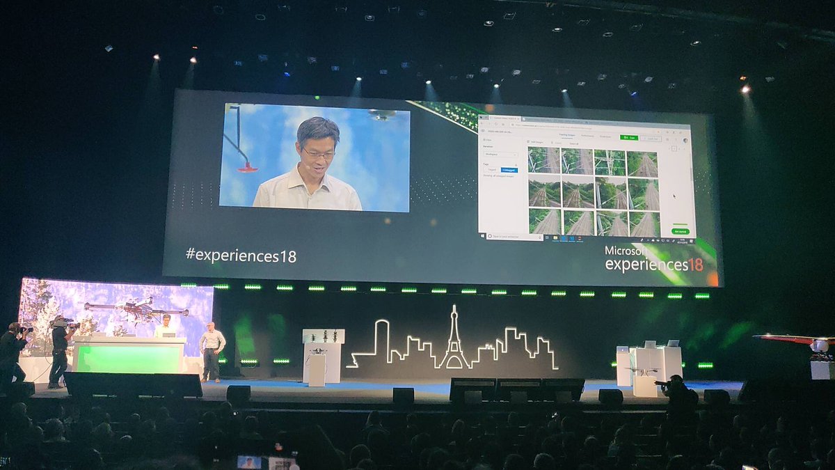 In front on 4000 people + all the people live online !! Thanks ⁦<a href="/julwhite/">Julia White</a>⁩ for the opportunity during the Keynote #experiences2018 #IoT #AI thanks team ⁦@VISEOGroup⁩ particularly ⁦<a href="/LeontievIhor/">Ihor Leontiev</a>⁩ ⁦<a href="/artsheiko/">Artem</a>⁩ ⁦@Sacha_Lhopital⁩