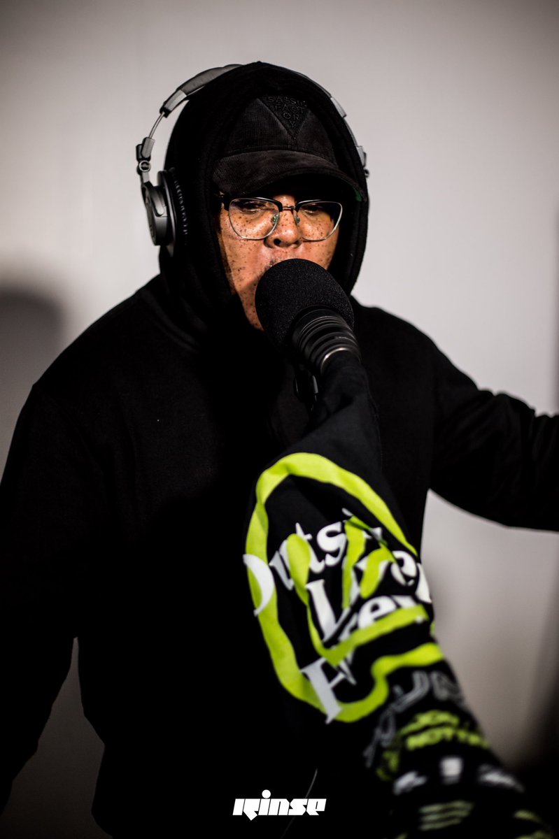 MangaStHilare's tweet photo. Tonight at 7pm @RinseFM will be uploading the new #GrimeShow on YouTube with the g @GRANDMIXXER
📸
@azcaptures https://t.co/E3AfVaVCDo