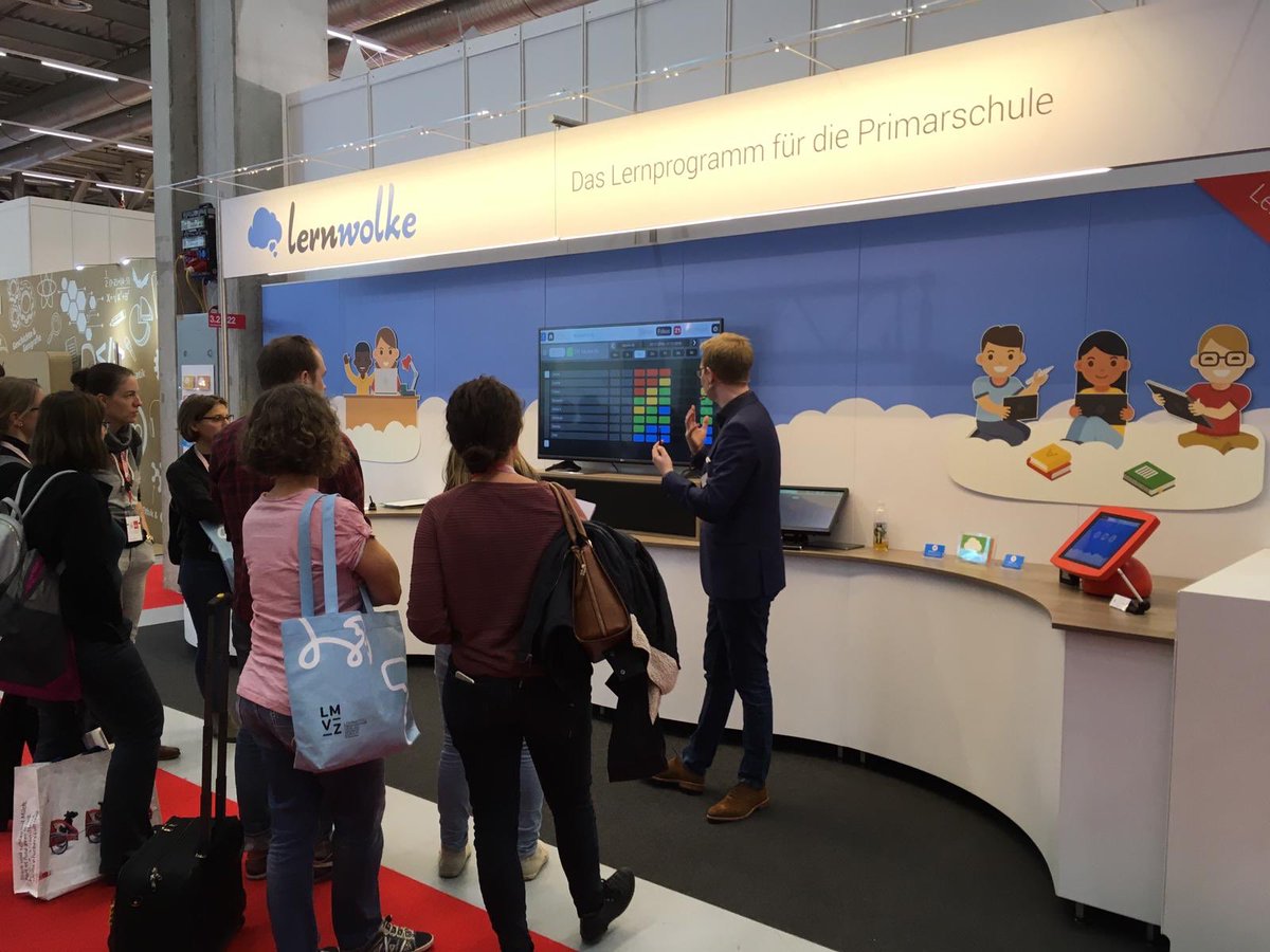 Erfolgreicher erster Tag an der @SwissWorldDidac mit zahlreichen Besuchern bei <a href="/lernwolke/">Lernwolke</a>!