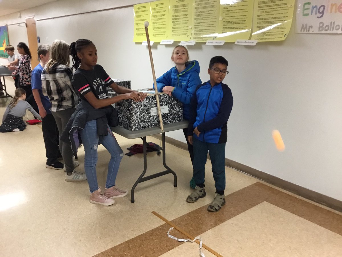 #EXPOelementary 5th graders experimenting in Science #Levers #Fulcrums #LAUNCHtime