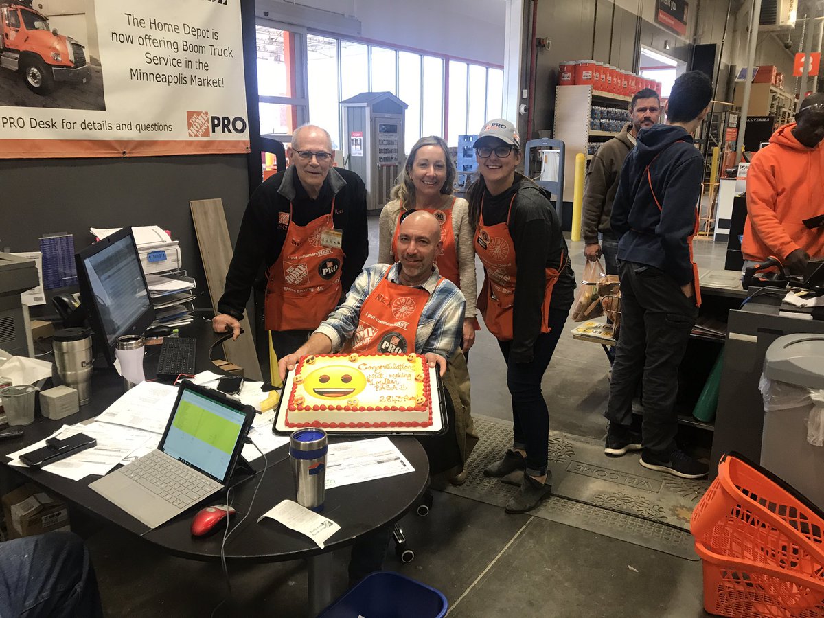 Christina Larson tweet media