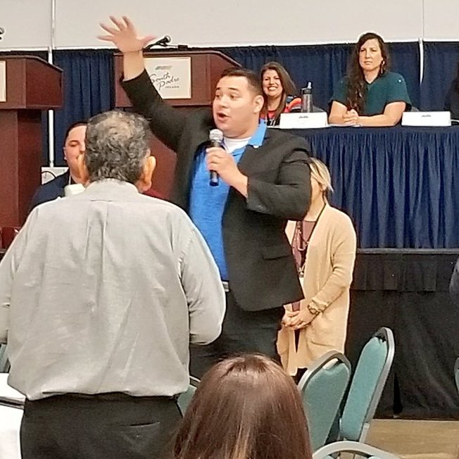 OLeza_CI's tweet photo. The 2018 Conference of the Association For Migrant Educators of Texas launched today with the help of motivational speaker Jonathan Medina. #AMETConf2018 #AmetConference #TxEd https://t.co/Xjo77eupa6