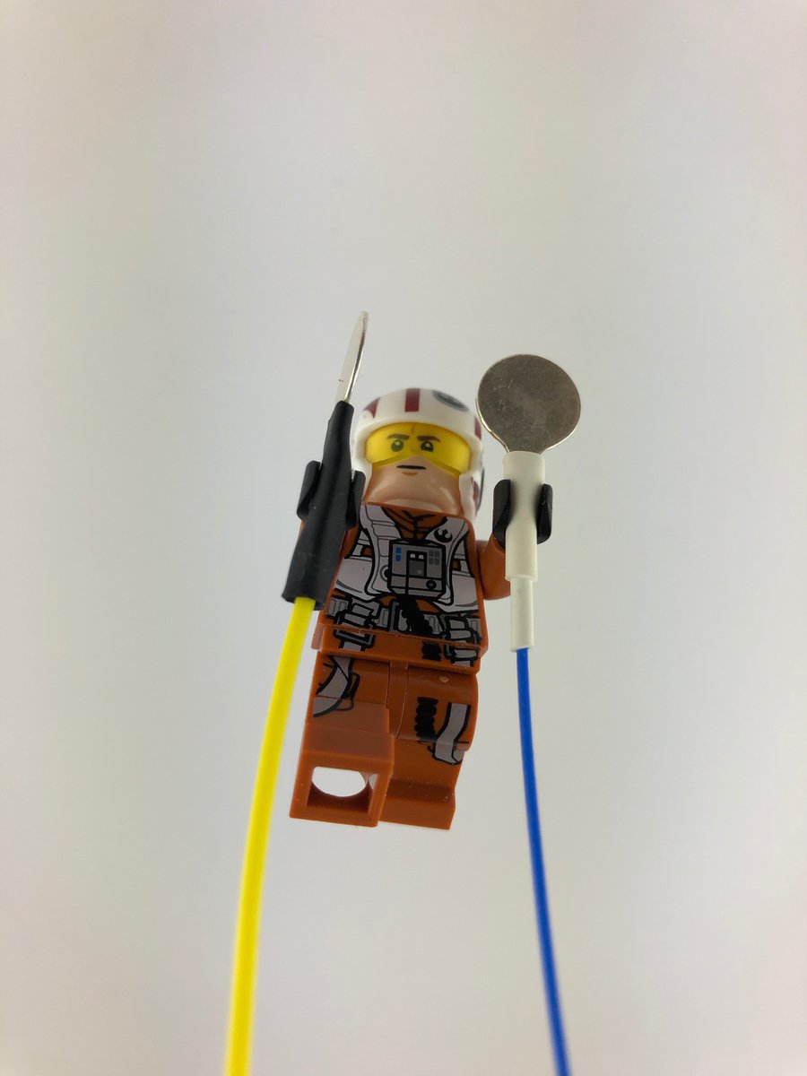 eegernow's tweet photo. #ProTip for #neurofeedback #practitioners: #Lego men make really convenient #electrode holders! #eeger #eegneurofeedback #eeg #neurotherapy #eegbiofeedback #biofeedback #neurofeedbacktraining #braintraining #neuro #neurotips https://t.co/cIA0xejLGp