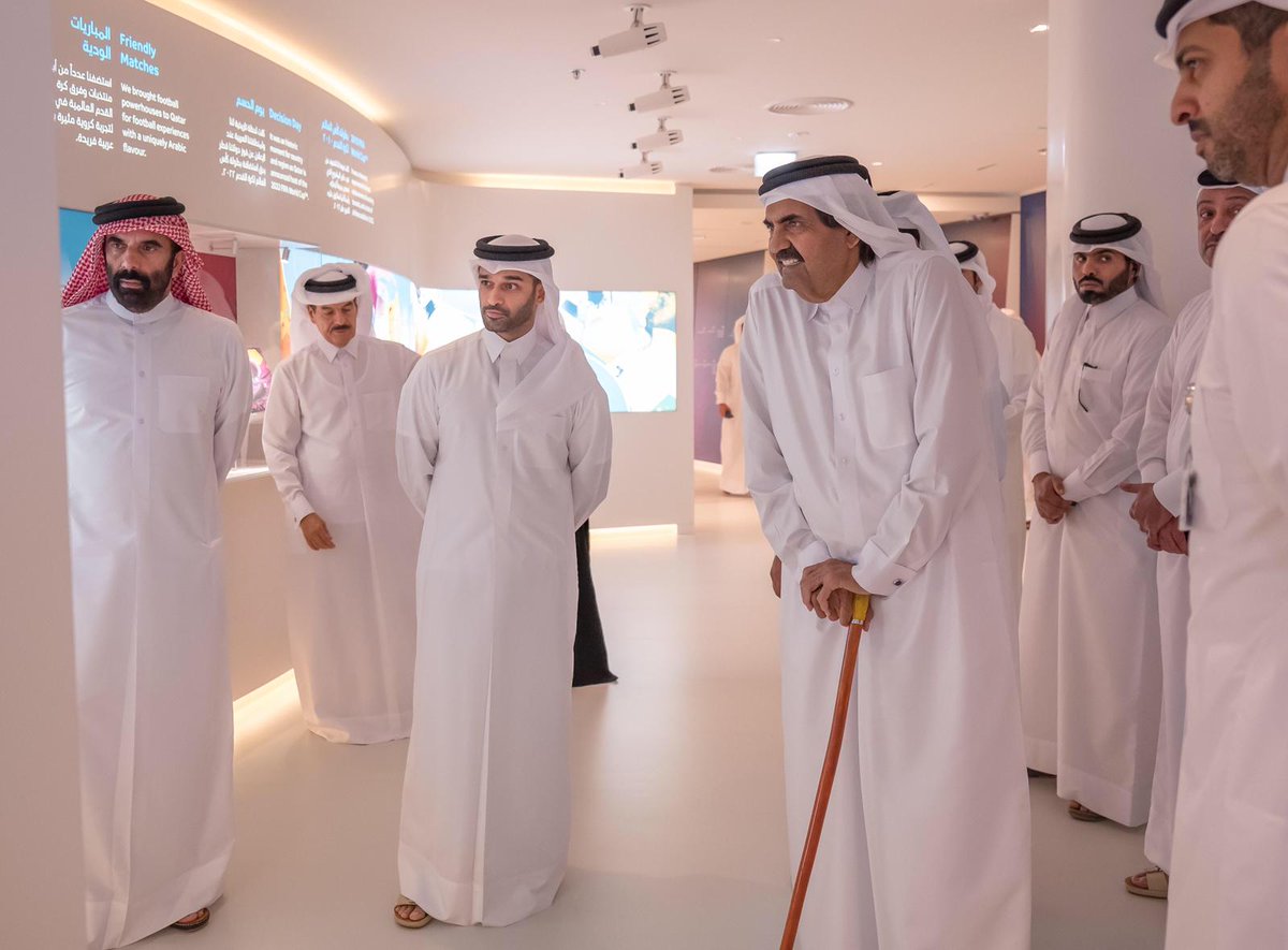 HAlThawadi's tweet photo. من الصعب أن تستعرض الفكرة .. لمبدعها !

تشرفنا بزيارة سمو الأمير الوالد، الذي غرس بذرة الحلم لقطر والمنطقة باستضافة مونديالها الأول، وبإذن الله سنكون على الوعد لتنظيم بطولة لا تنسى يفخر بها العالم العربي بأسره
#الوعد٢٠٢٢ https://t.co/7Ze5SIaJig