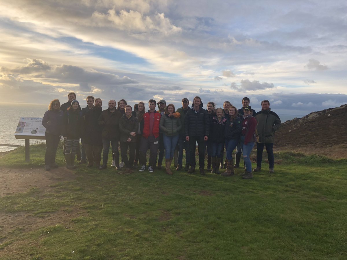 epiercejenkins's tweet photo. Final year @HarperAdamsUni Countryside &amp; Wildlife field course students posing at South Stack #Anglesey https://t.co/CNO4GRvUqi