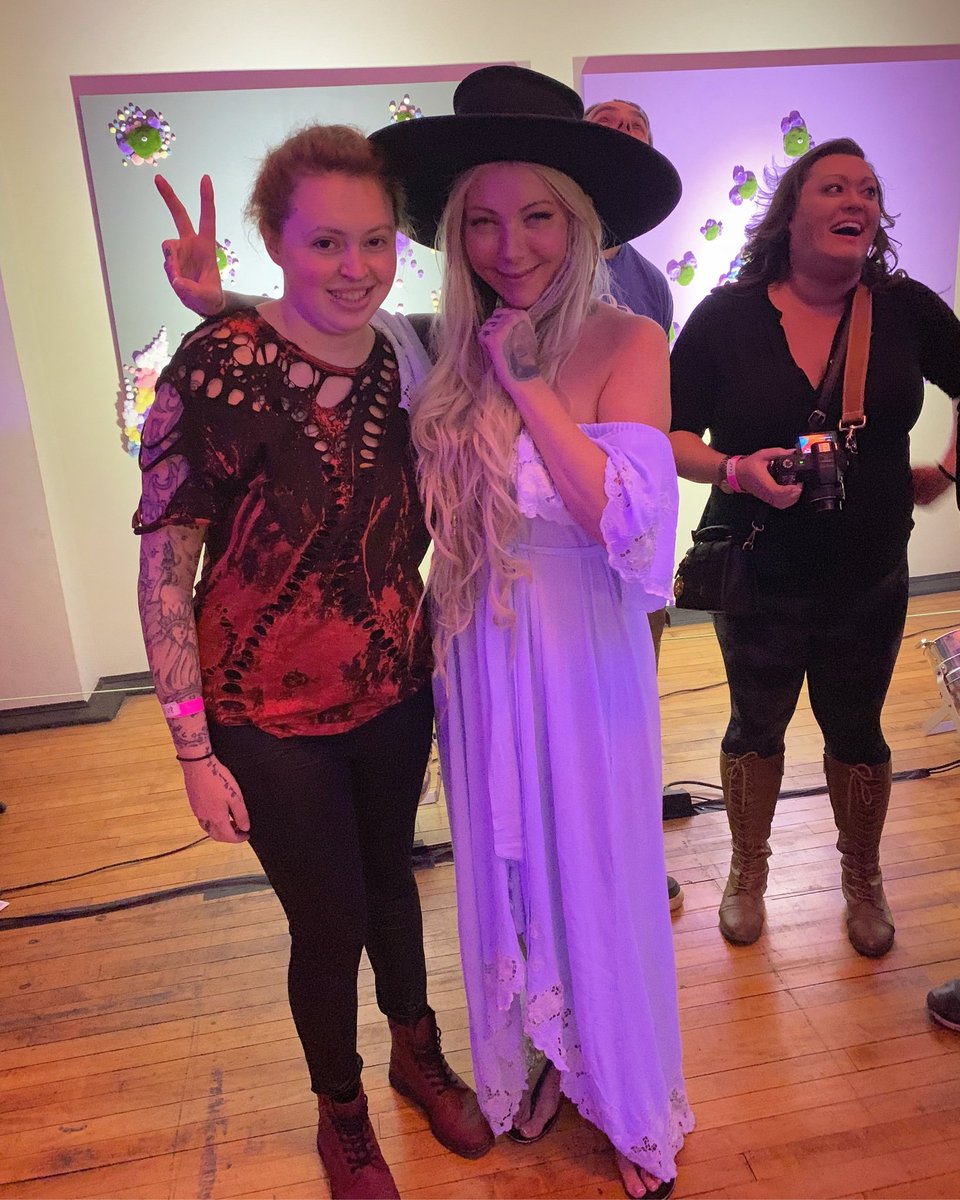 GinagangSTAR's tweet photo. Me and beautiful friend @MariaBrink few weeks back at amazing fashion n art show for her son :)!! https://t.co/qUdPK2oLuv
