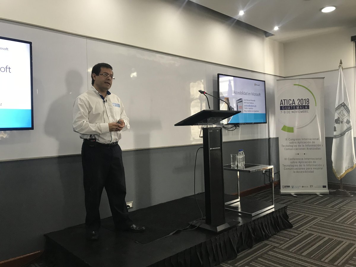 atica2023's tweet photo. Acabamos de escuchar a @juanbizzz en su conferencia sobre un tema tan interesante como importante sobre #ally : "Accesibilidad en Microsoft" ¡Gracias! 😉 #Atica2018 #Aticacces2018 https://t.co/I3fu1TKksk
