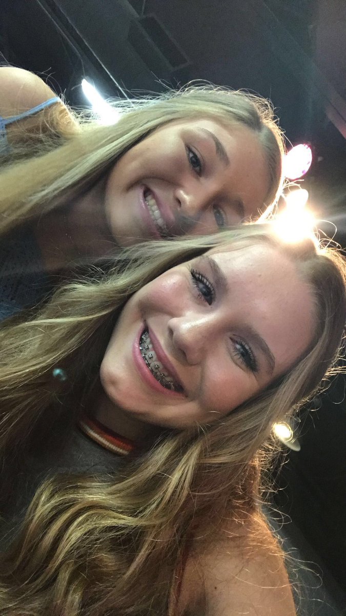 Morgan_Haaland's tweet photo. happy 16TH bday to one of my sweetest friends!!! thanks for always sticking with me:) LOVE YOU BUNCHES HAN!!!❤️🤩🤪😗 https://t.co/lrBYib8gKz