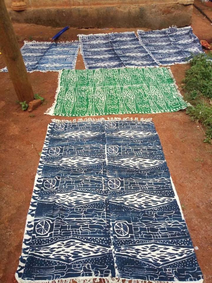 ranenkame's tweet photo. @jamaafunding
Afrique : inspirer, aspirer, valoriser, responsabiliser, reconstruire, se remémorer 🇨🇲 #madeincameroun. #made237 #cameroun #art #bamoun #cameroon #pagneafricain #pagne #pagnetissé@gic https://t.co/XeWDsCS5Z9