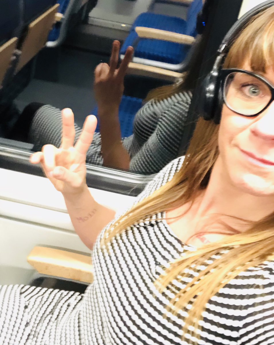 Nächster Halt: #Erfurt
Auf zum #IVD #Immobilientag in #Thueringen. Die Kooperationsmanager von #Dr_Klein aus #Luebeck freuen sich auf tolle Gespräche zum Thema #Immobilienfinanzierung. Kommt vorbei - wir haben, neben tollen Vorteilen, #Haribo am Start 😃 Bis morgen!!!