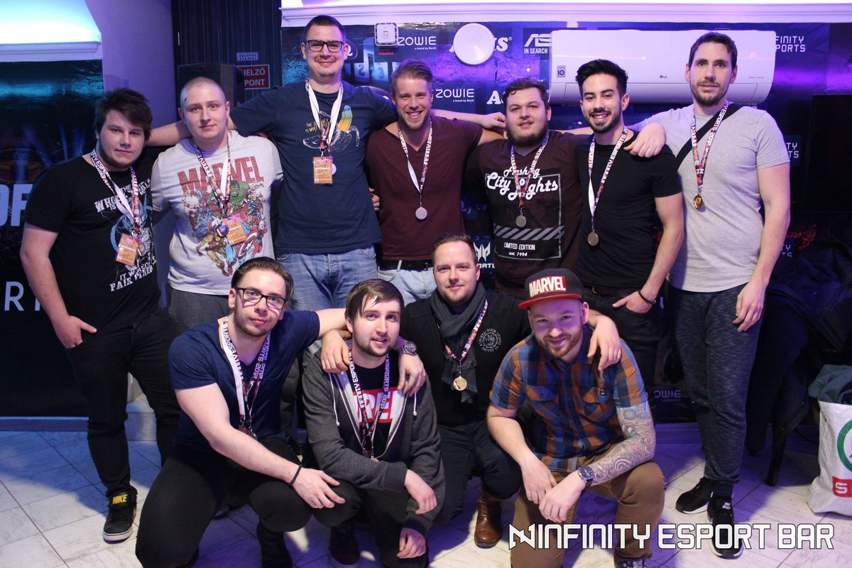 Sp1RiT_'s tweet image. Wonderful5 and WiLD at Infinity Esports BAR @ ICL 42 #Cod2