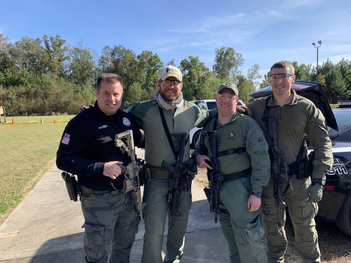 CommandoDefense's tweet image. Instructor Uliks Gjonaj Train with SWAT and Special Operation Unit in Cleveland TN - USA