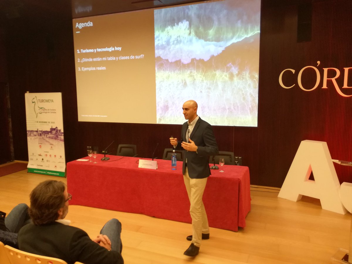 TurOmeya's tweet photo. Para cerrar el Congreso #turomeya un honor contar con Jose Alvarez de Perea de @IBM_ES que nos habla de innovación, turismo y tecnología hoy. @AJECordoba @imdeec https://t.co/Qu7D6s0V4H