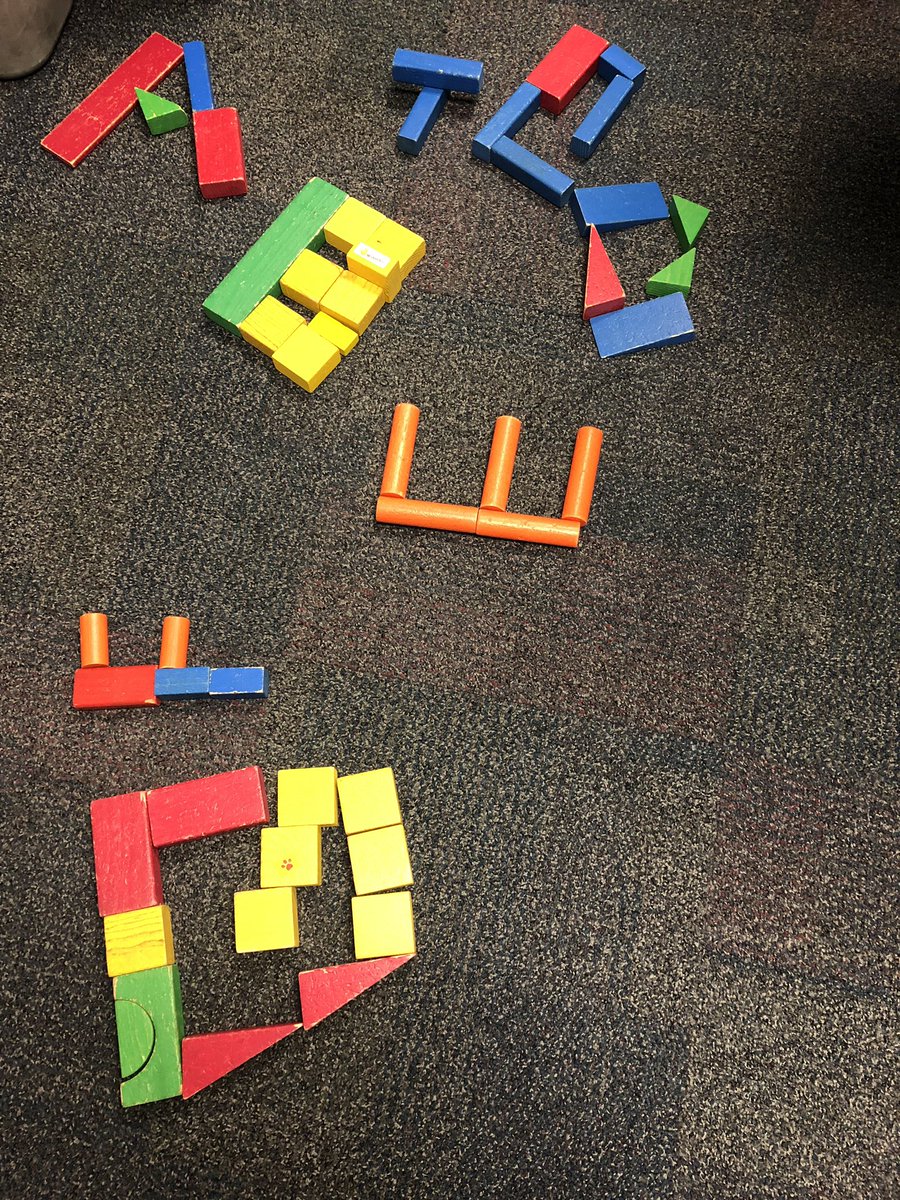 DWallaceKC's tweet image. .Learning looks different from one student to another. How do your students learn best and stay engaged? @CRESCheetahs @NKCSchools #NorthtownTrue #modesoflearning