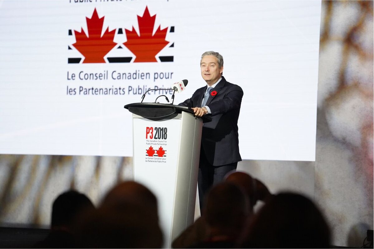 LICC_ca's tweet photo. Lors de la conférence #P32018, le ministre Champagne a expliqué comment le #GC valorise la participation du secteur privé dans la planification, la construction et l'exploitation des #infra. @pppcouncil https://t.co/86dXwVIj3v