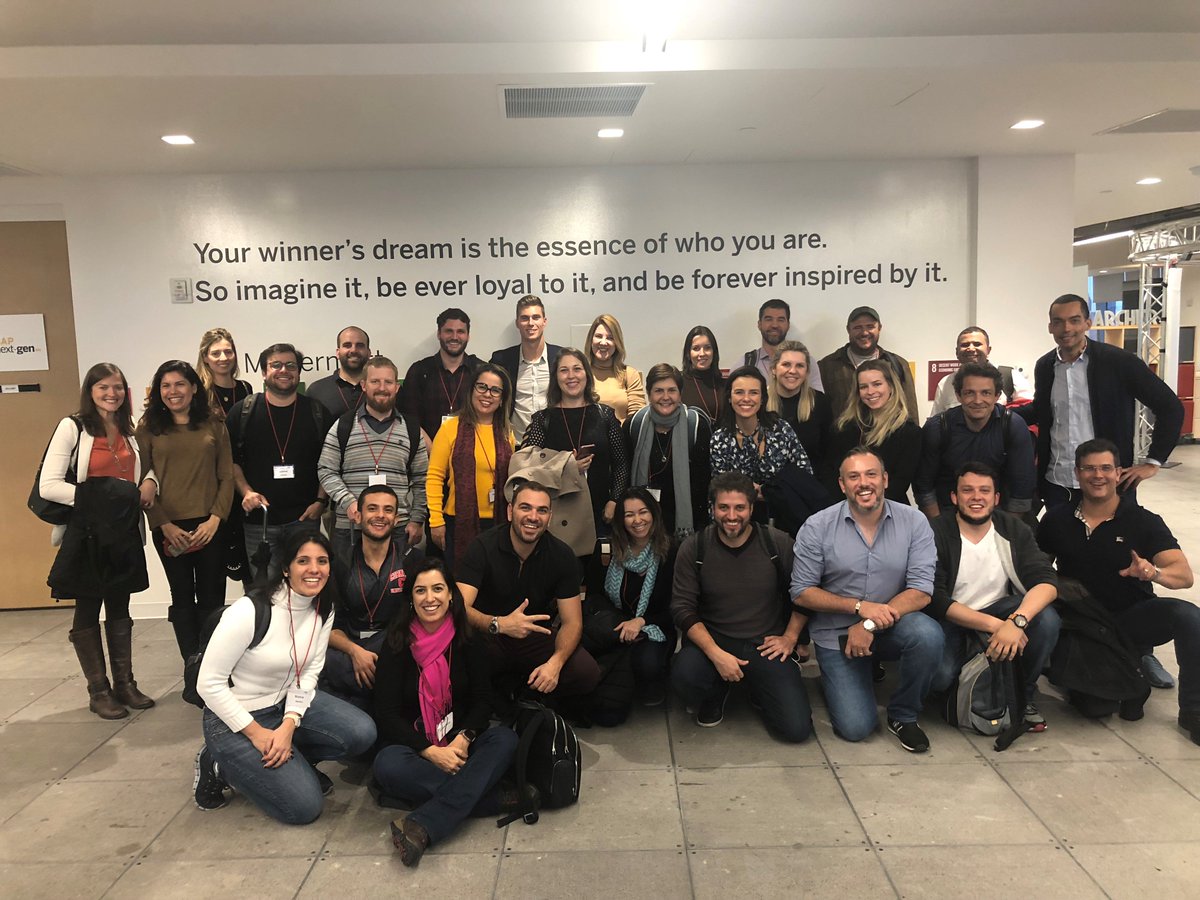 DBigoness's tweet photo. Cornell Executive Education is proud to partner this week with FDC (Brazil) to design and deliver a week long program on Roosevelt Island focusing on the Digital Mindset and Executive Leadership in the Digital Transformation. #Cornellexeced #cornellmba https://t.co/Fj70PLm5Ky