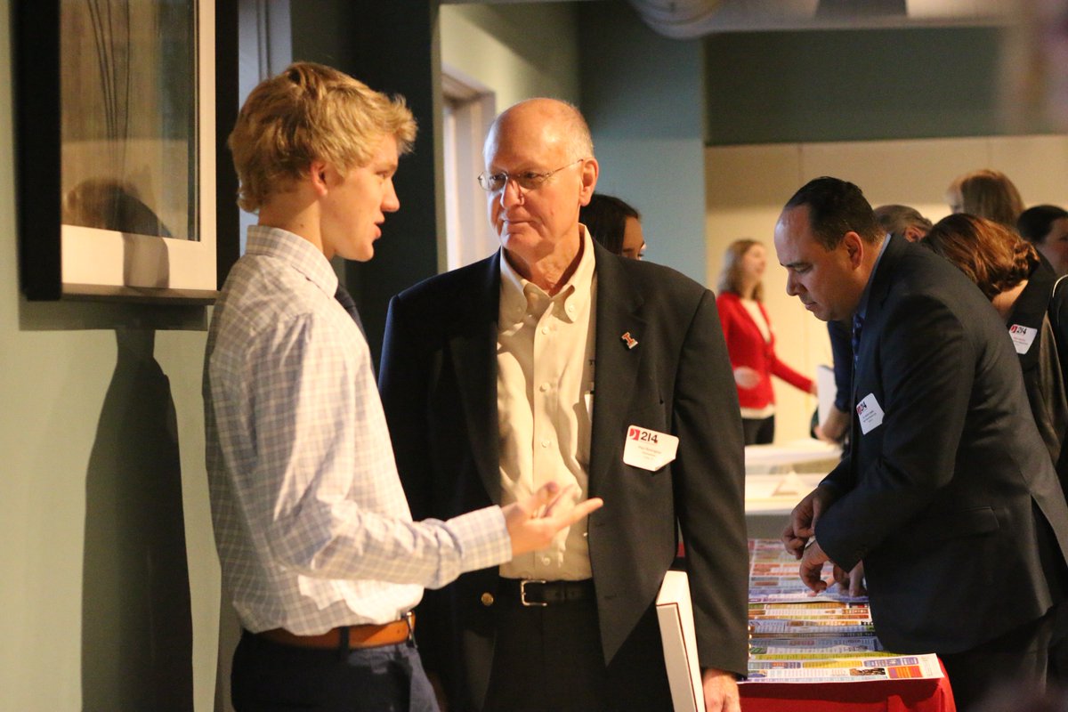 District214's tweet photo. PHOTO GALLERY: See some of our all-star students from this morning's Industry Partner Breakfast.
These students networked with local and regional businesses and discussed how they have benefitted from workplace learning experiences. #214ready
https://t.co/XkTZrOFaZJ https://t.co/1XBtgdUg4N