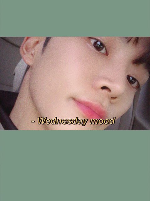 taeyangpuff's tweet photo. [TRANS] Rowoon’s Fancafe Update 20181107

Anyone awake~~~
Come join me~~

#SF9fancafe https://t.co/AUbGeRXSq1