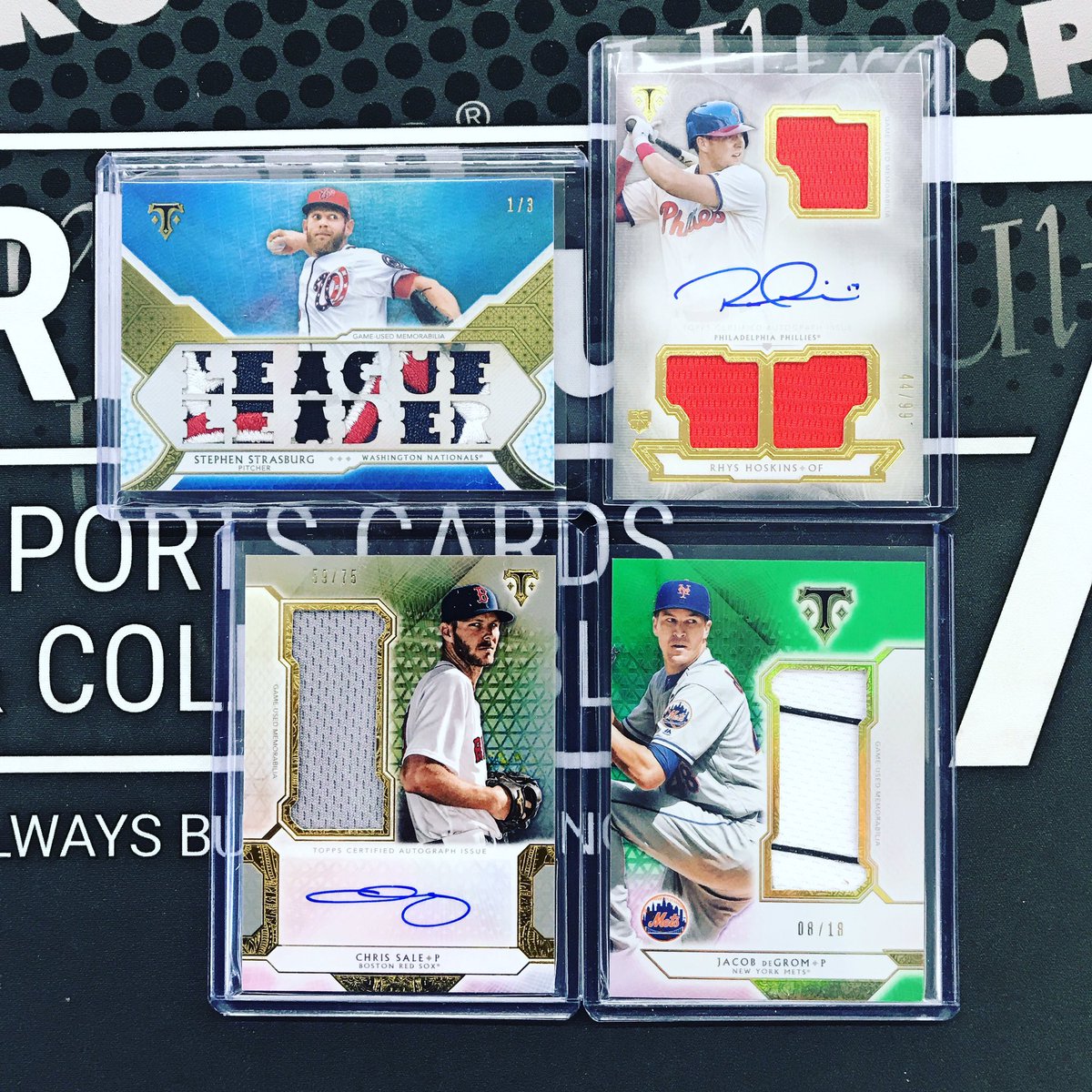 RbiCru7's tweet image. 1st box of 2018 @topps #TripleThreads ⚾️ ripped in our shop goes to Devin @foby918 who had #HaveMr1of1pickyourbox way to kick off this product off 🔥 #Topps #customerpulls @Ballcardxchange @SportsCardJunct @SoHobbySports @UltraProIntl @CardDirect @Three_Stars #SupportYourLCS