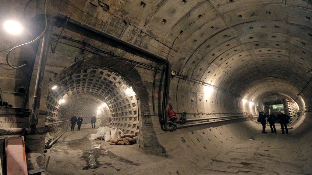 Строительство тоннеля в москве