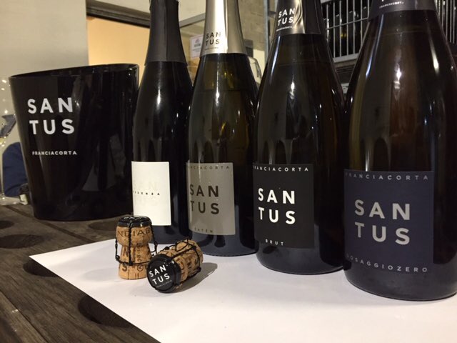 DalleVigne's tweet photo. I #franciacorta #Santus apriranno le danze - o meglio - le degustazioni al @MeranoWineFest venerdì 9 novembre a “Bio&Dynamica”. #wine #santus #sparkling #sparklingwine #merano #dallevigne https://t.co/tJwC0NXcPt