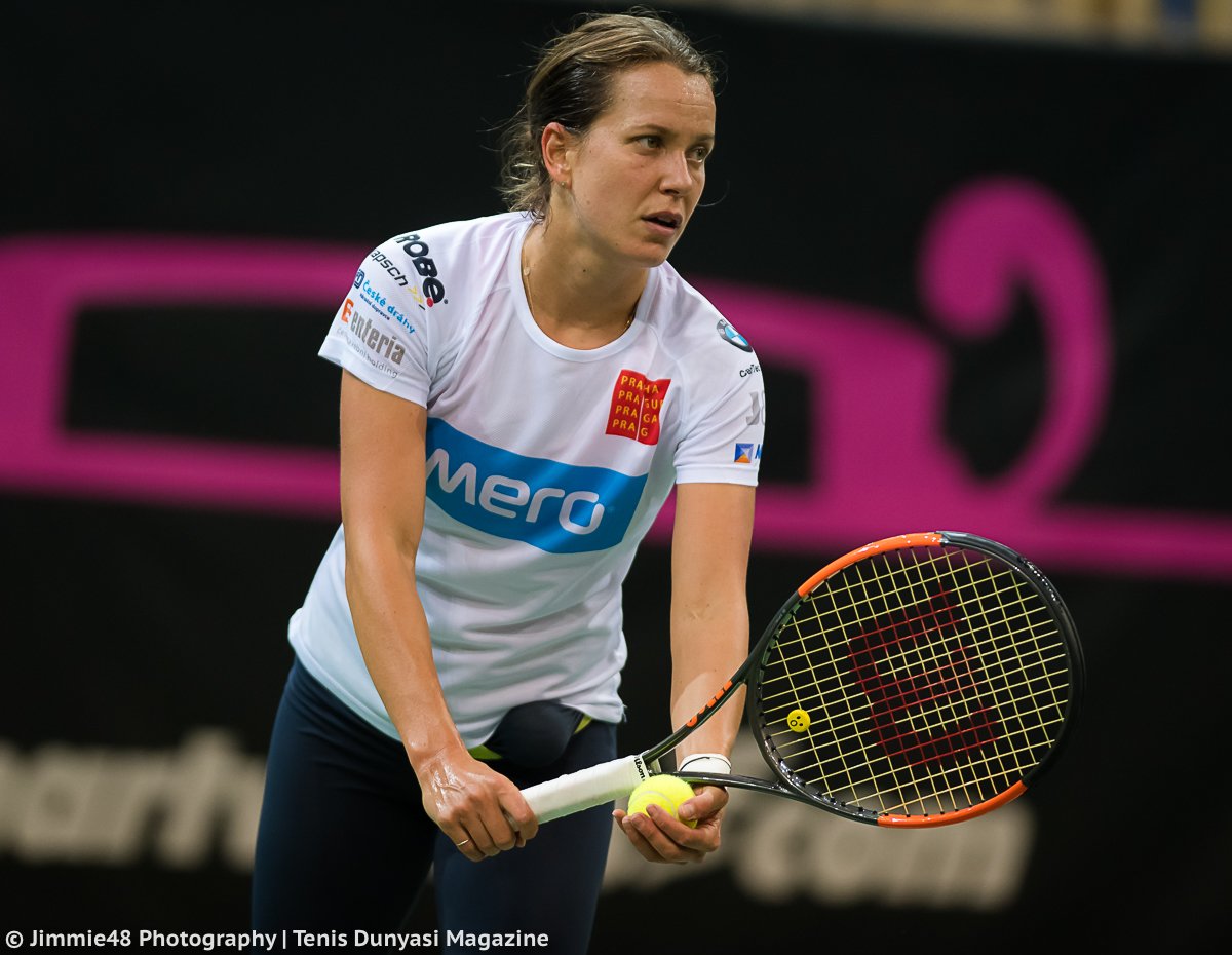 BARBORA STRYCOVA - Página 14 DrayaelWoAIoIrO