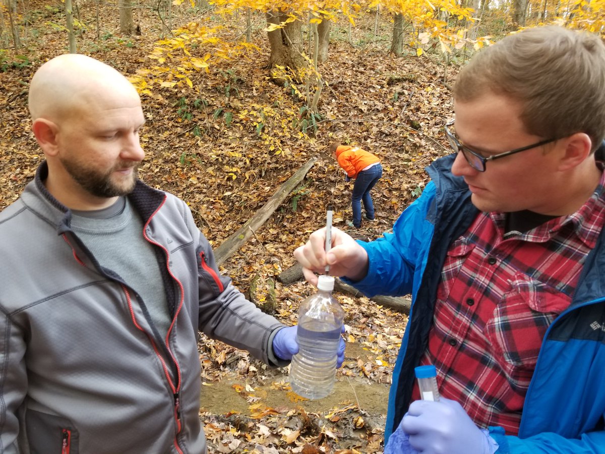 mike_drez's tweet photo. Having a great time at the eDNA workshop! We came up with a class field project on Northern Dusky Salamanders, even flipped a few during VES! #INHSPaceLab #INHSResearch #NGRREC @Pudge_12 https://t.co/45YEXOnTxh
